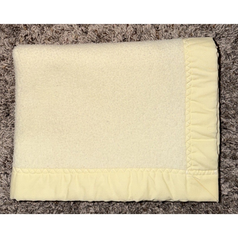 VTG Just Born WPL 3708 Yellow Security Blanket Lovey with Satin Trim 14" x 18"